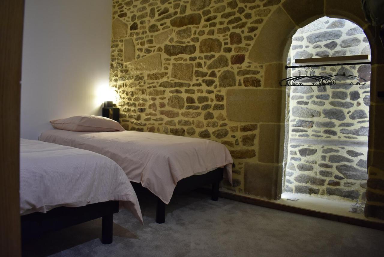 Le Duclos, Appartement Rez-De-Jardin Dinan Centre エクステリア 写真