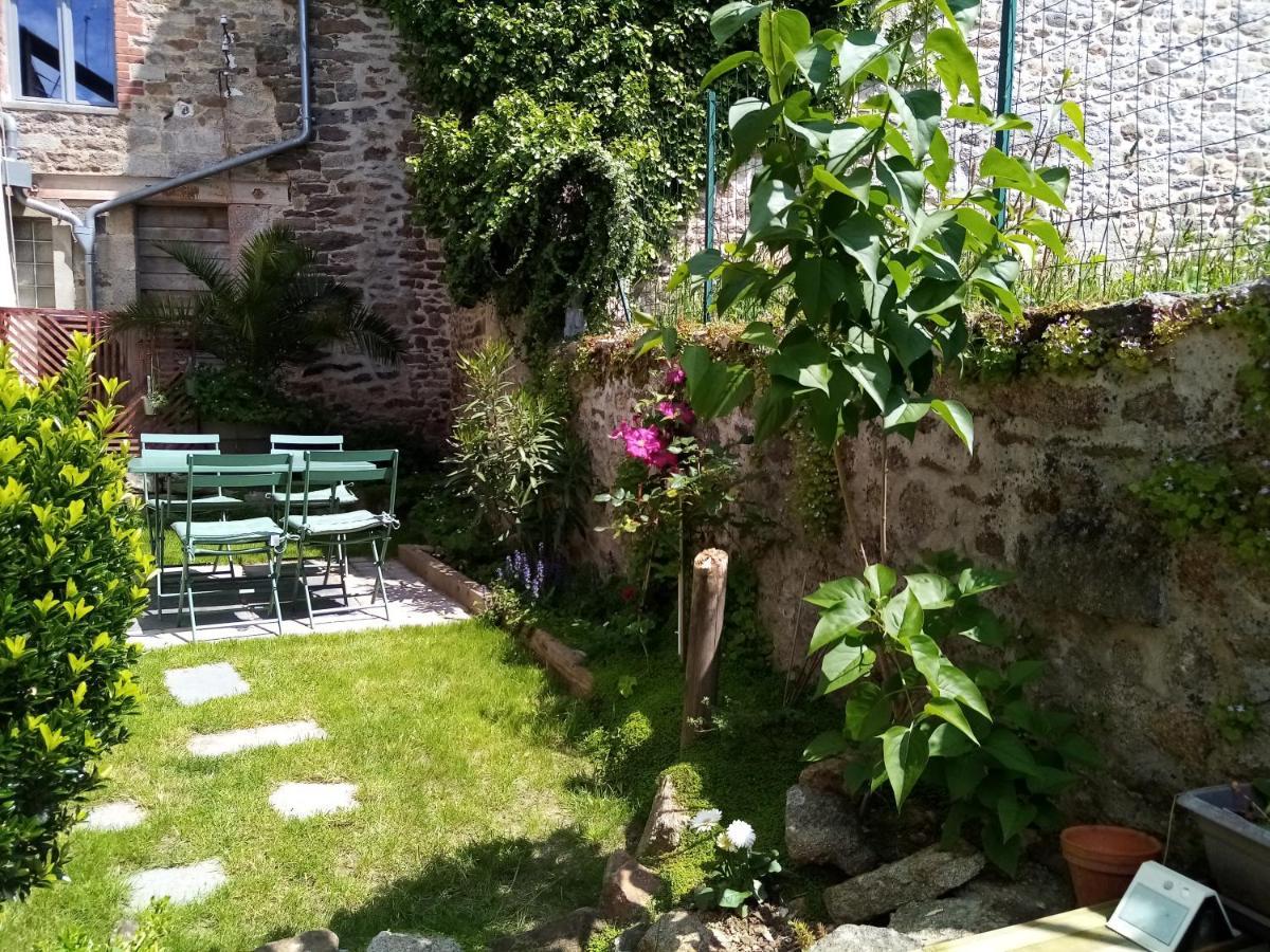 Le Duclos, Appartement Rez-De-Jardin Dinan Centre エクステリア 写真