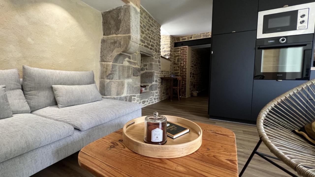 Le Duclos, Appartement Rez-De-Jardin Dinan Centre エクステリア 写真