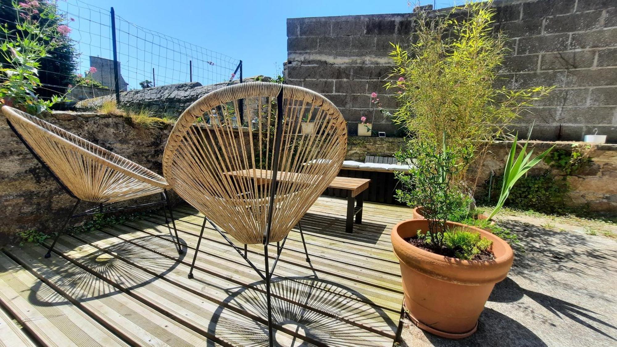 Le Duclos, Appartement Rez-De-Jardin Dinan Centre エクステリア 写真